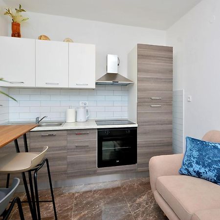 Apartment 'Mimo' In Milna - Hvar Extérieur photo