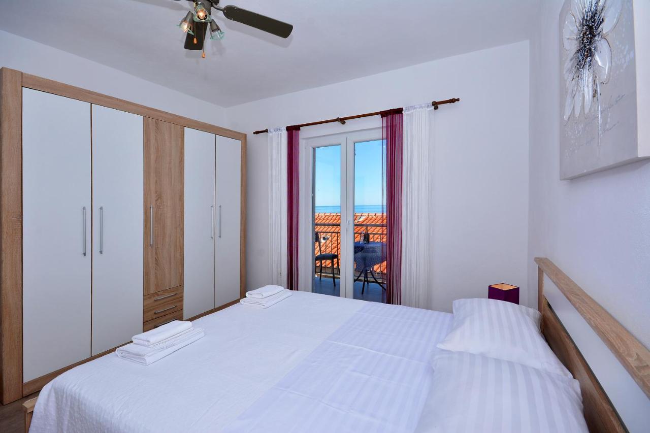 Apartment 'Mimo' In Milna - Hvar Extérieur photo