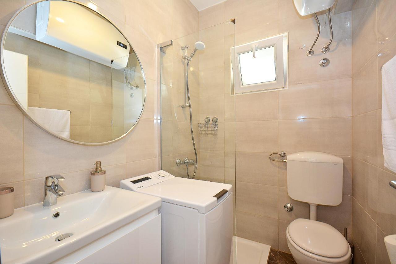 Apartment 'Mimo' In Milna - Hvar Extérieur photo
