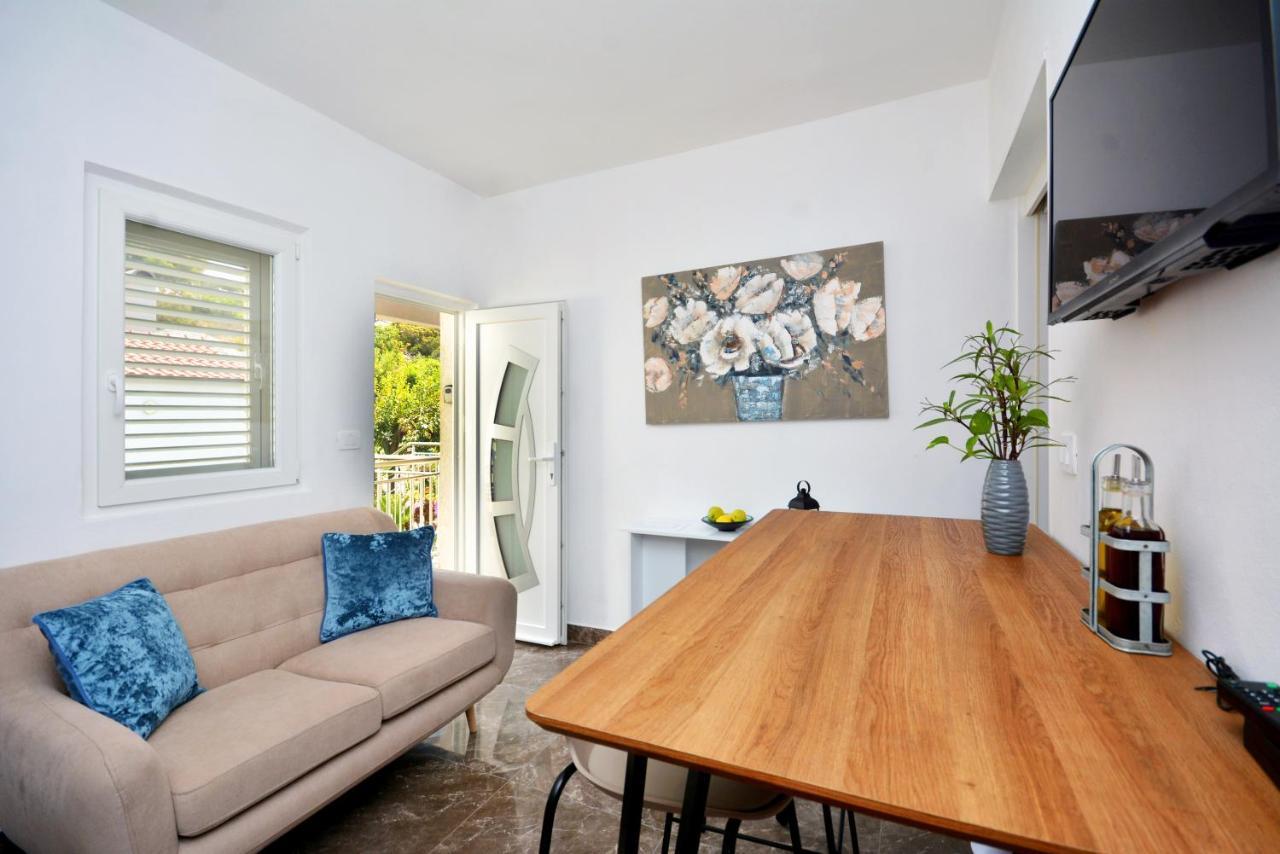 Apartment 'Mimo' In Milna - Hvar Extérieur photo